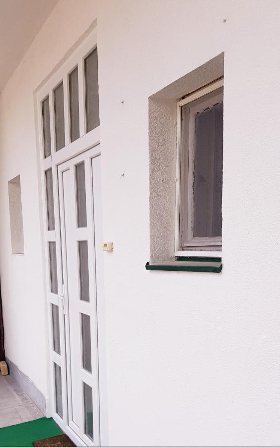 Citys Apartman Apatin Kültér fotó
